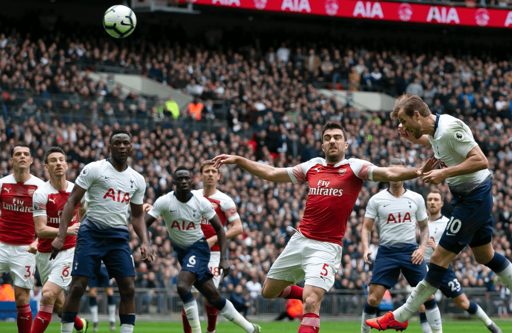 勇士客场挑战开拓者 赛斯·库里&小佩顿降为出战成疑（勇士客场对阵开拓者，赛斯·库里与小佩顿被列为出战成疑）