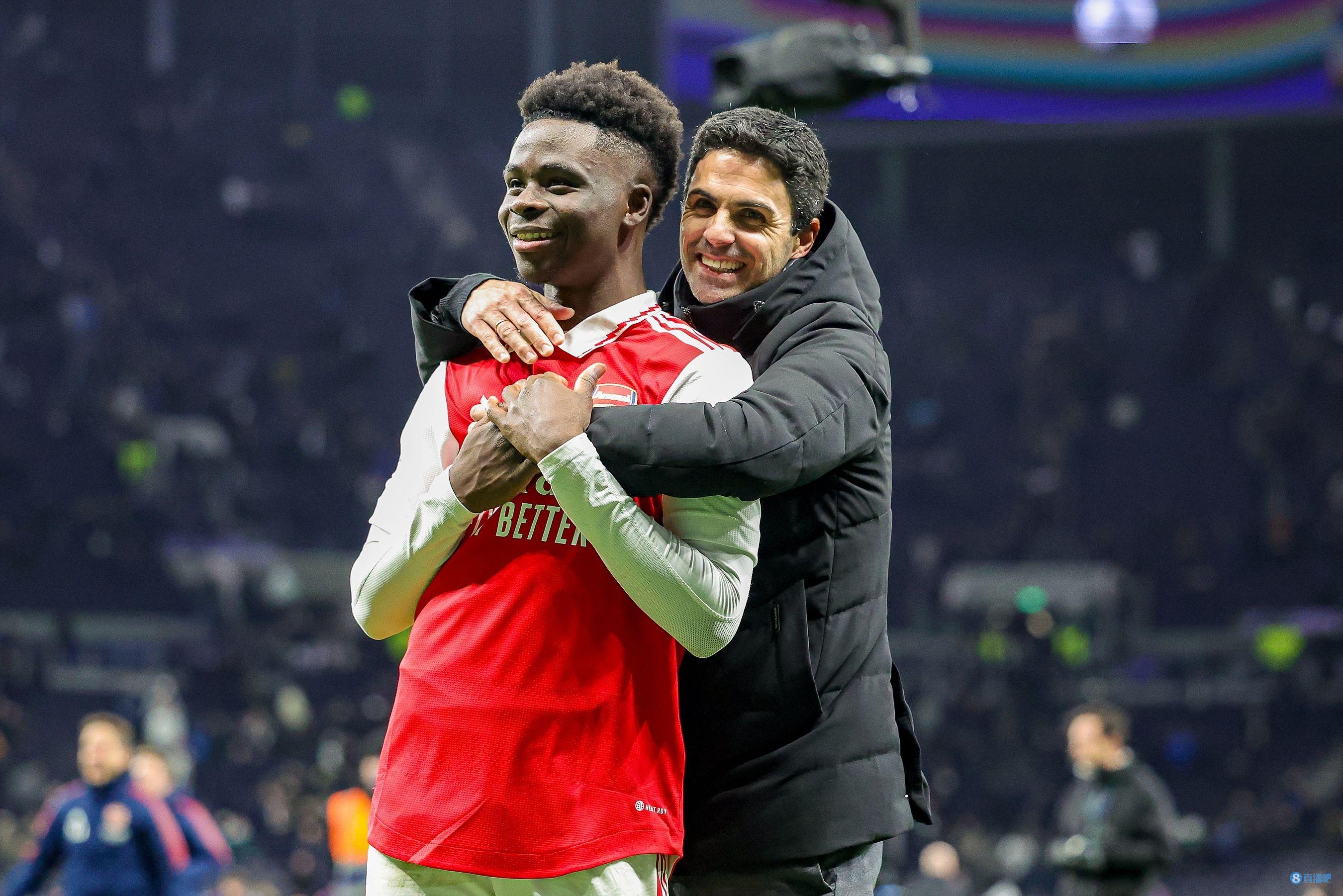 找对主帅很重要！他上任后，森林7战仅输1场狂揽14分，而澳波8场0胜（选帅见分晓！他接手后森林7战仅1负豪取14分，澳波却8场仍无胜绩）