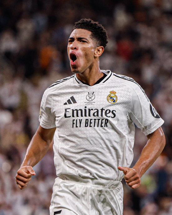 诺坎普国王，巴萨对阵毕包第10分钟时主场观众高喊“梅西”