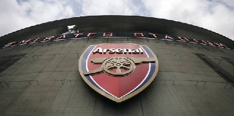 凯利这个被动，连着几次找霍伊伦最后还是没找到，（老板增资在即了）