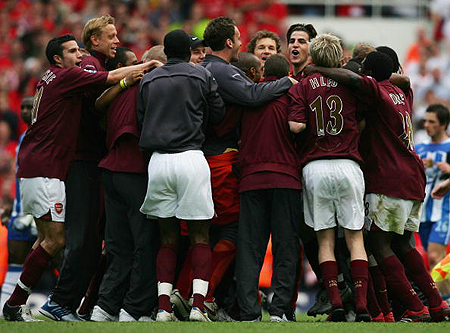 F1卡塔尔冲刺赛：皮亚斯特里夺冠！诺里斯第3，维斯塔潘第4