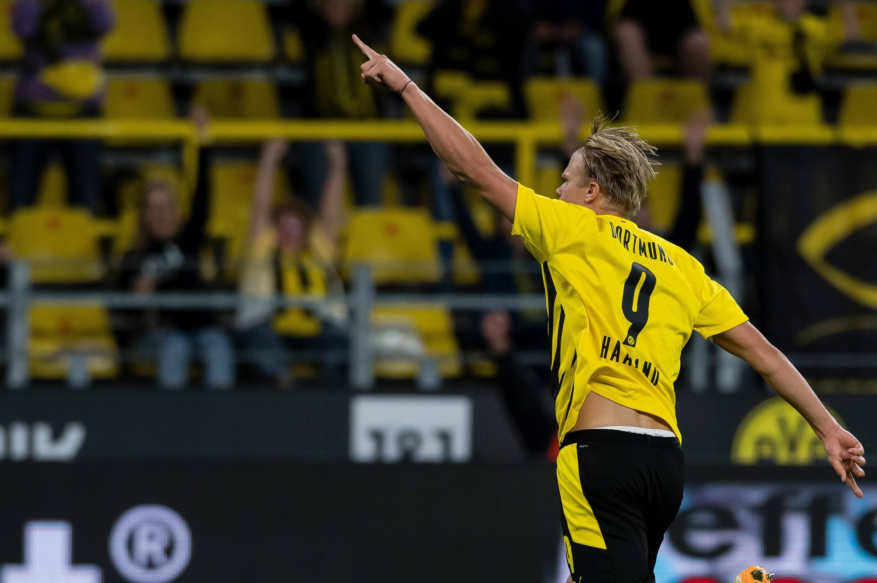 NBA常规赛战报：湖人客场险胜太阳,