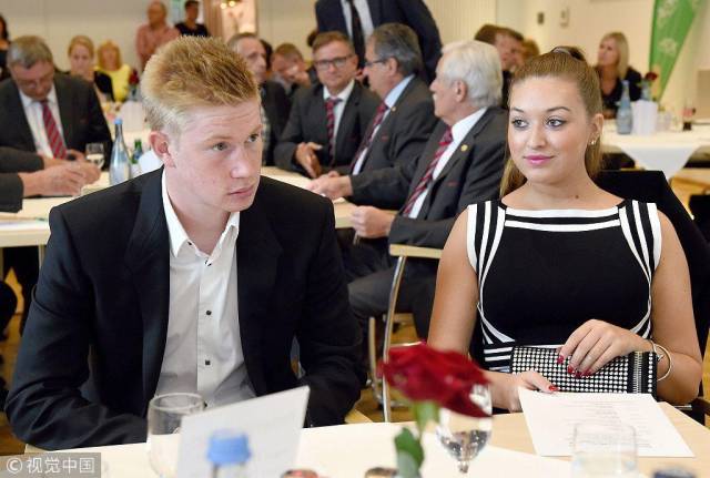 皇马相中曼联队长B费，他会是阿隆索的最好选择吗？（曼联队长B费获皇马青睐，他会是阿隆索的最佳人选吗？）